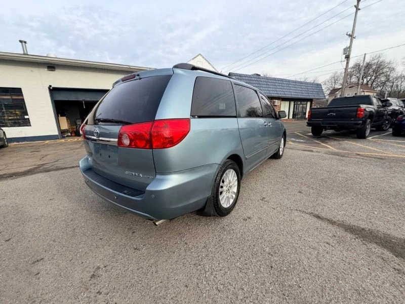 2008 Toyota Sienna 2nd Gen - Image 12 of 12