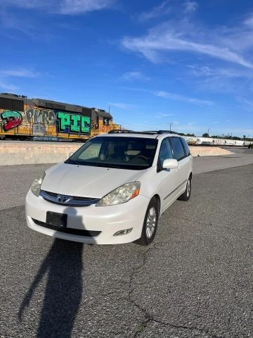 2008 Toyota Sienna 2nd Gen - Image 2 of 22