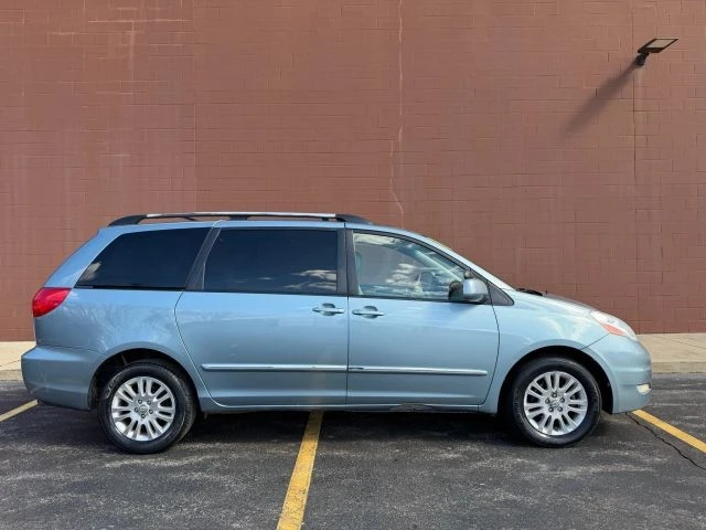 2008 Toyota Sienna 2nd Gen - Image 7 of 21