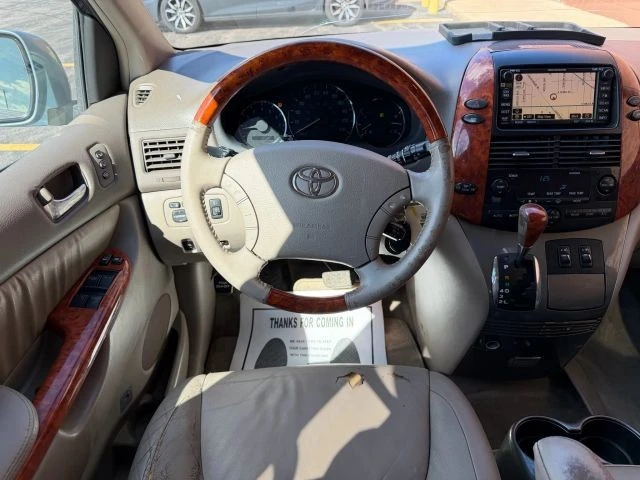 2008 Toyota Sienna 2nd Gen - Image 17 of 21