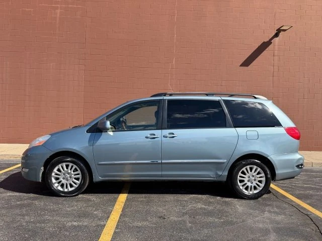 2008 Toyota Sienna 2nd Gen - Image 11 of 21