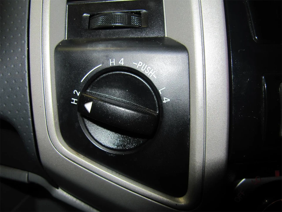2008 Toyota Tacoma 2nd Gen - Image 14 of 31