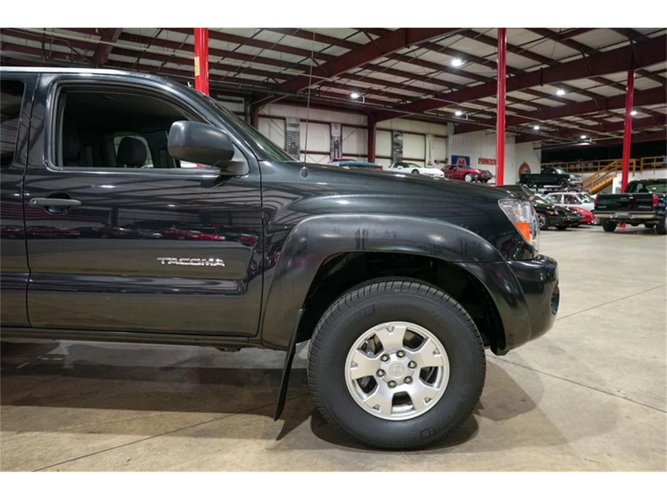 2008 Toyota Tacoma 2nd Gen - Image 11 of 31