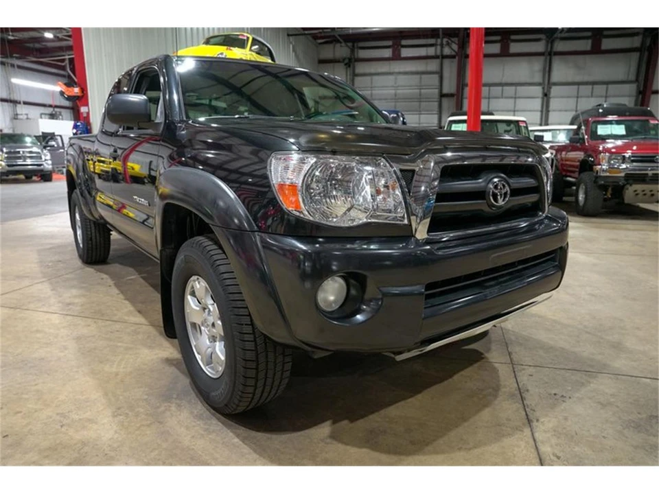 2008 Toyota Tacoma 2nd Gen - Image 12 of 31