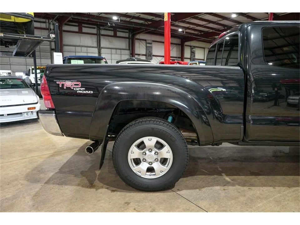 2008 Toyota Tacoma 2nd Gen - Image 9 of 31