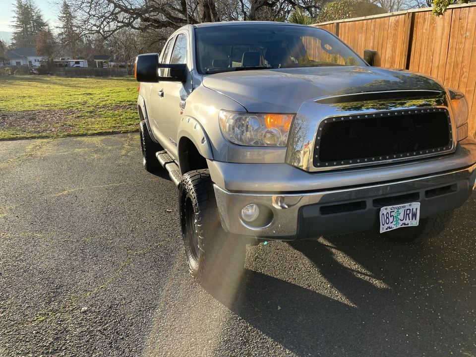 2008 Toyota Tundra 2nd Gen - Image 14 of 31