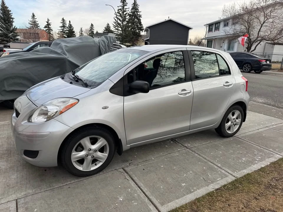 2008 Toyota Yaris - Image 2 of 10