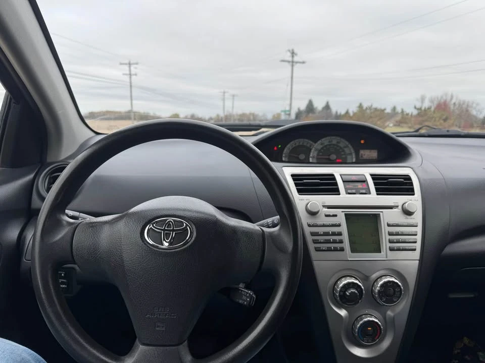 2008 Toyota Yaris - Image 4 of 6