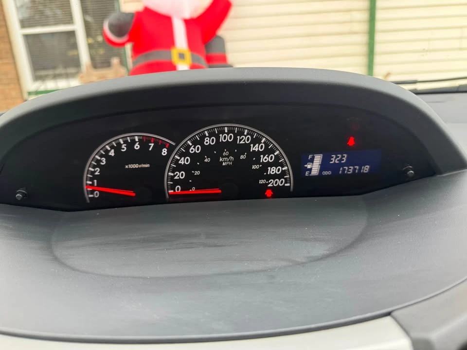 2008 Toyota Yaris - Image 6 of 10