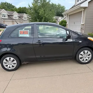 2008 Toyota Yaris Hatchback 2D