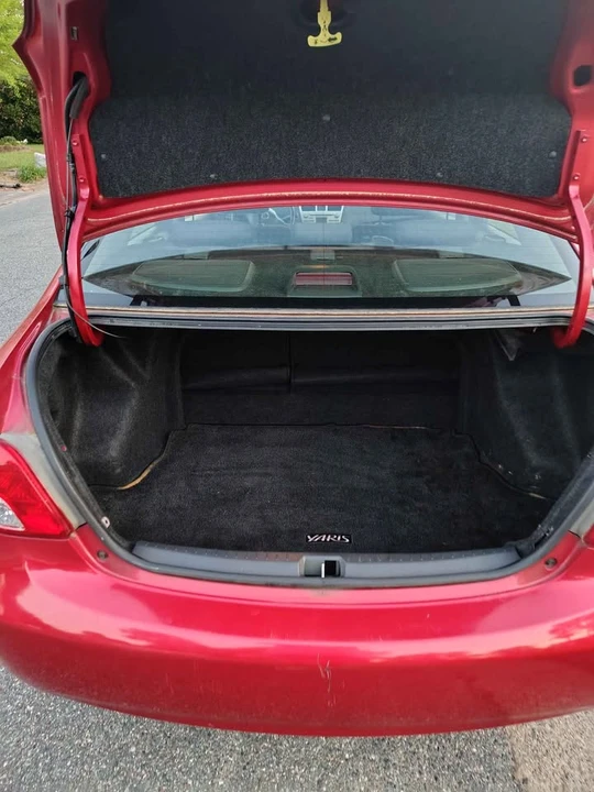 2008 Toyota Yaris - Image 10 of 14