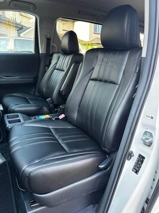 2008 Toyota Previa/Estima - Image 5 of 8