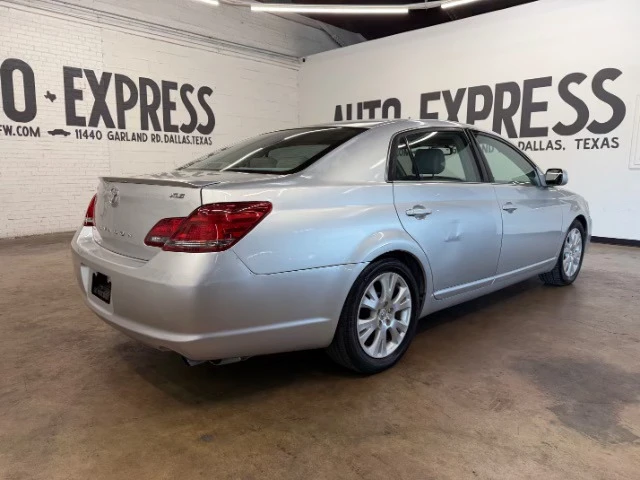 2008 Toyota Avalon 3rd Gen - Image 4 of 5