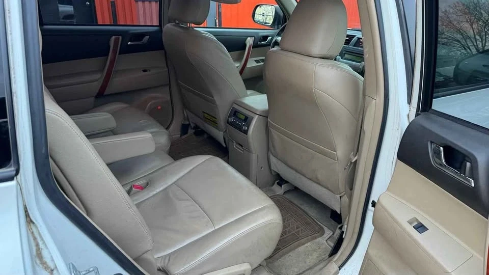 2008 Toyota Highlander - Image 13 of 20