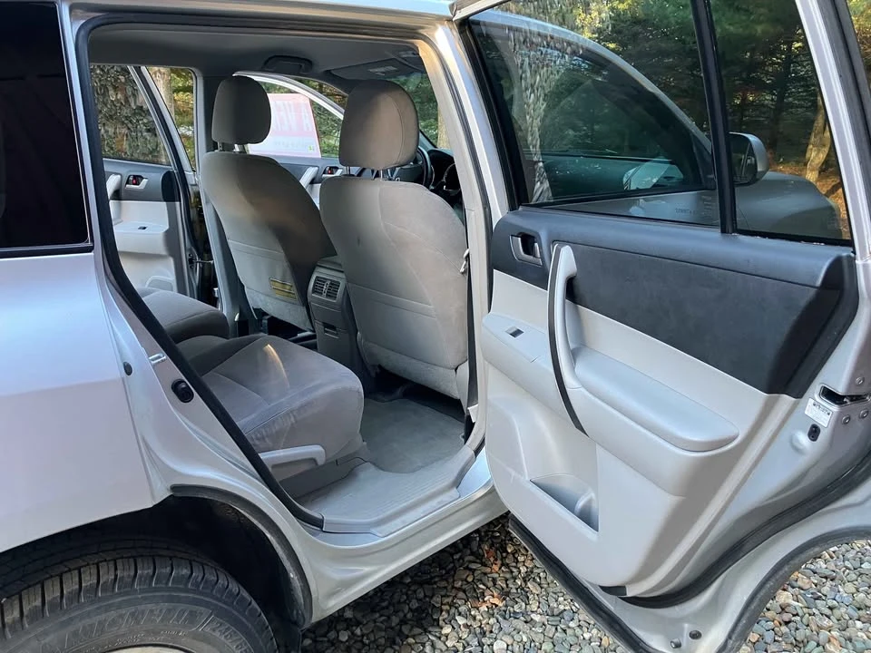 2008 Toyota Highlander - Image 9 of 11