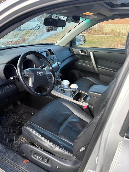 2008 Toyota Highlander - Image 8 of 9