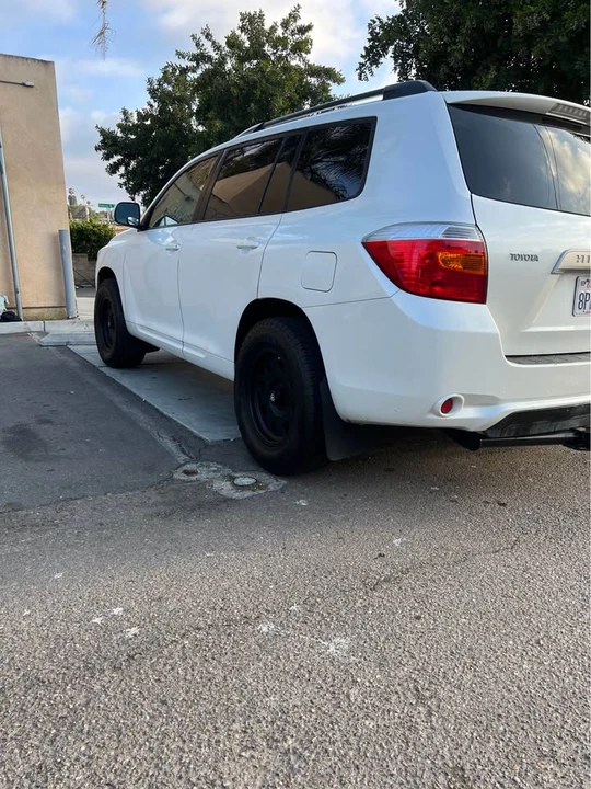 2008 Toyota Highlander - Image 10 of 11
