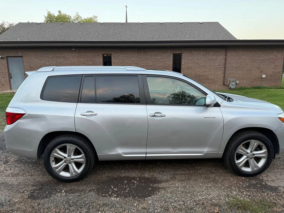 2008 Toyota Highlander - Image 10 of 18