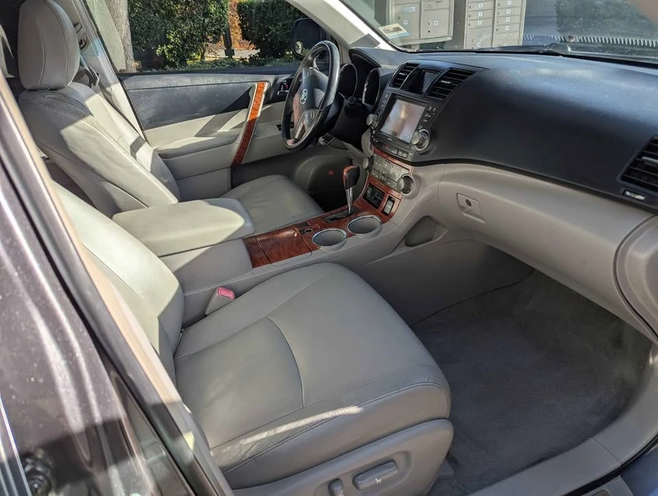 2008 Toyota Highlander - Image 8 of 17