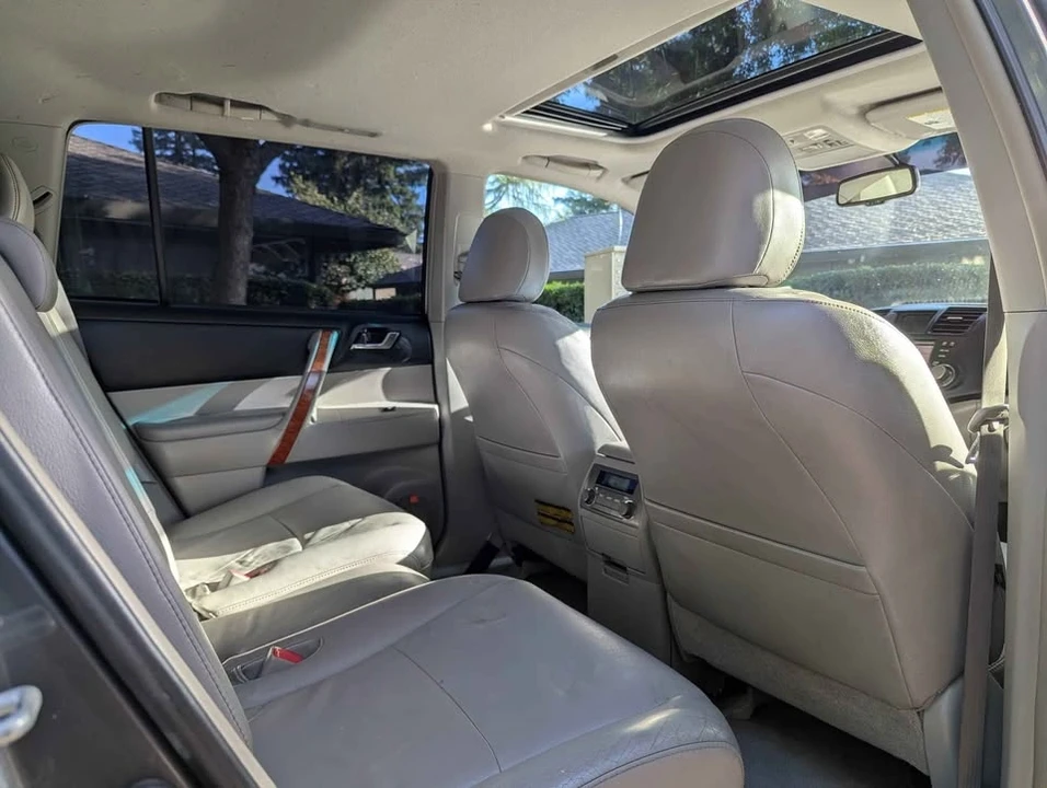2008 Toyota Highlander - Image 12 of 17