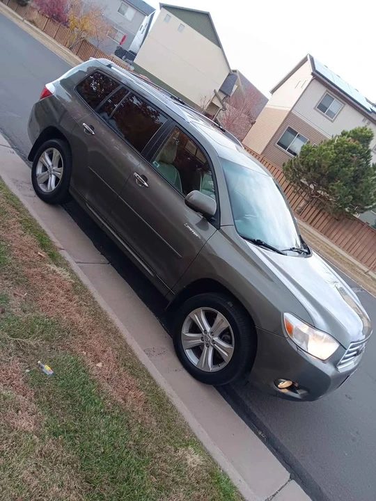 2008 Toyota Highlander - Image 2 of 18