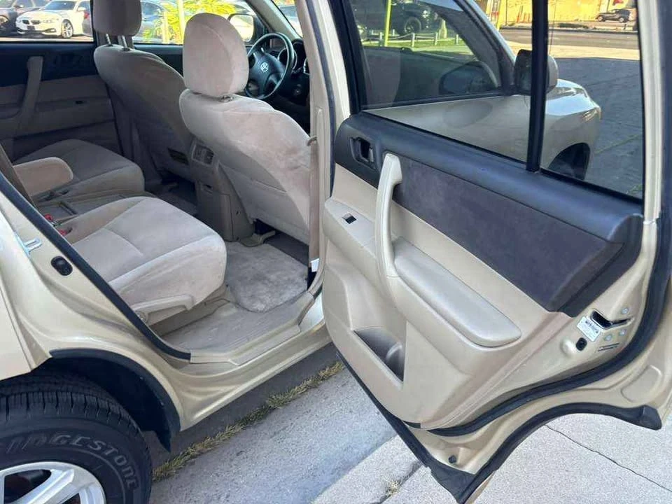 2008 Toyota Highlander - Image 11 of 19