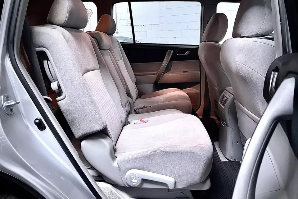 2008 Toyota Highlander - Image 16 of 19