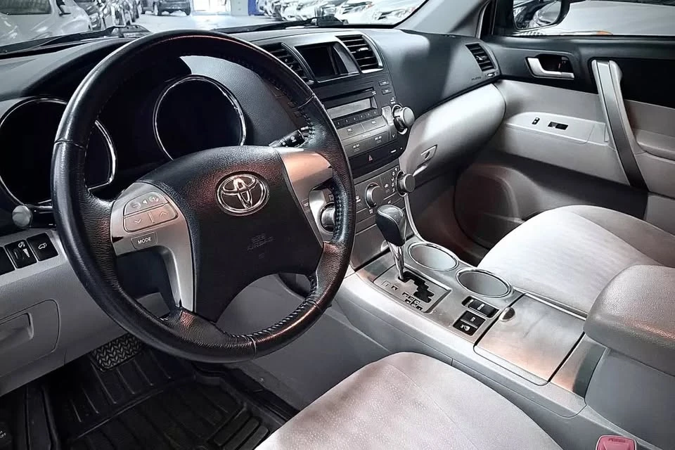 2008 Toyota Highlander - Image 12 of 19