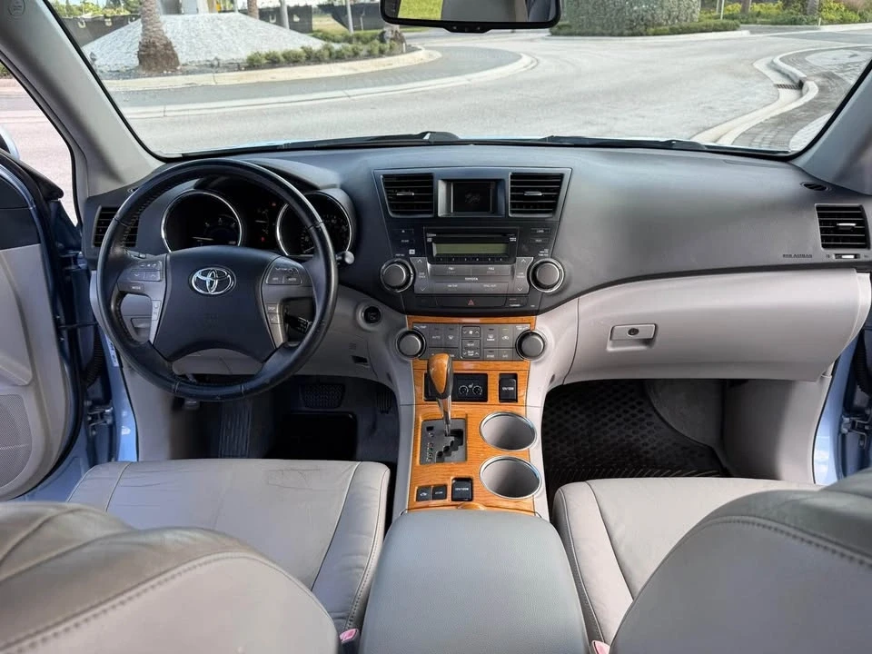 2008 Toyota Highlander - Image 9 of 15