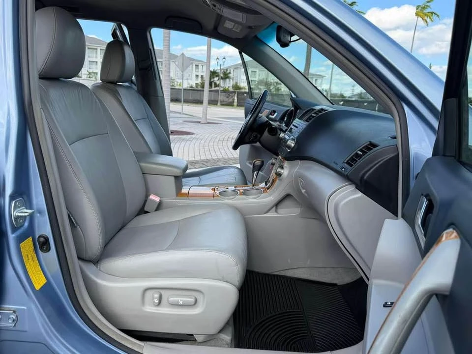 2008 Toyota Highlander - Image 16 of 20