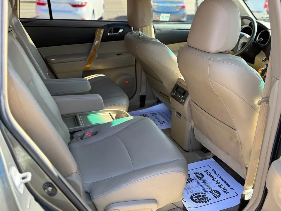2008 Toyota Highlander - Image 10 of 18