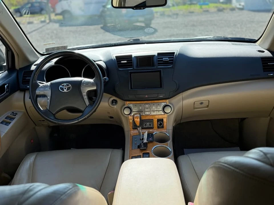 2008 Toyota Highlander - Image 9 of 18