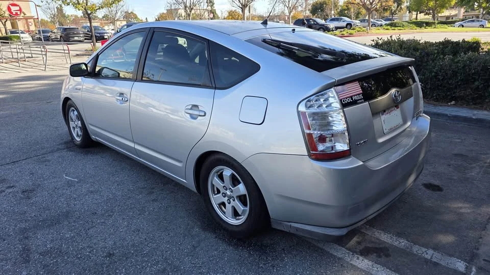 2008 Toyota Prius 2nd Gen - Image 9 of 15