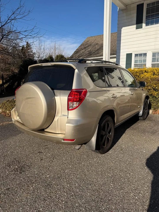 2008 Toyota RAV4 3rd Gen - Image 3 of 9
