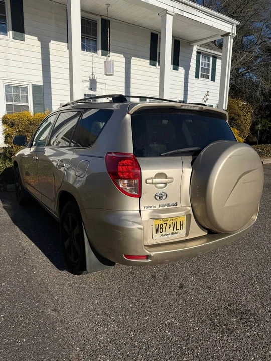 2008 Toyota RAV4 3rd Gen - Image 4 of 9