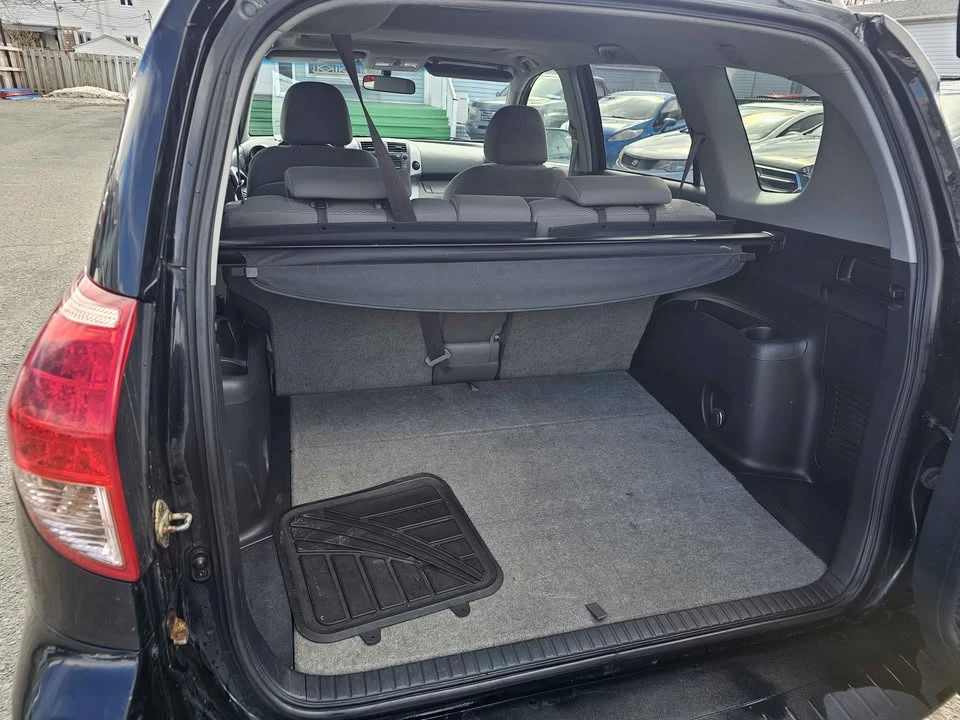2008 Toyota RAV4 3rd Gen - Image 9 of 12