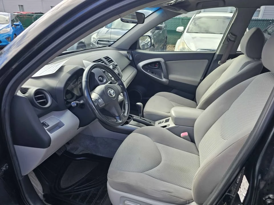 2008 Toyota RAV4 3rd Gen - Image 7 of 12
