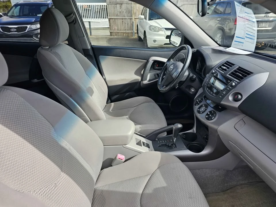 2008 Toyota RAV4 3rd Gen - Image 5 of 12