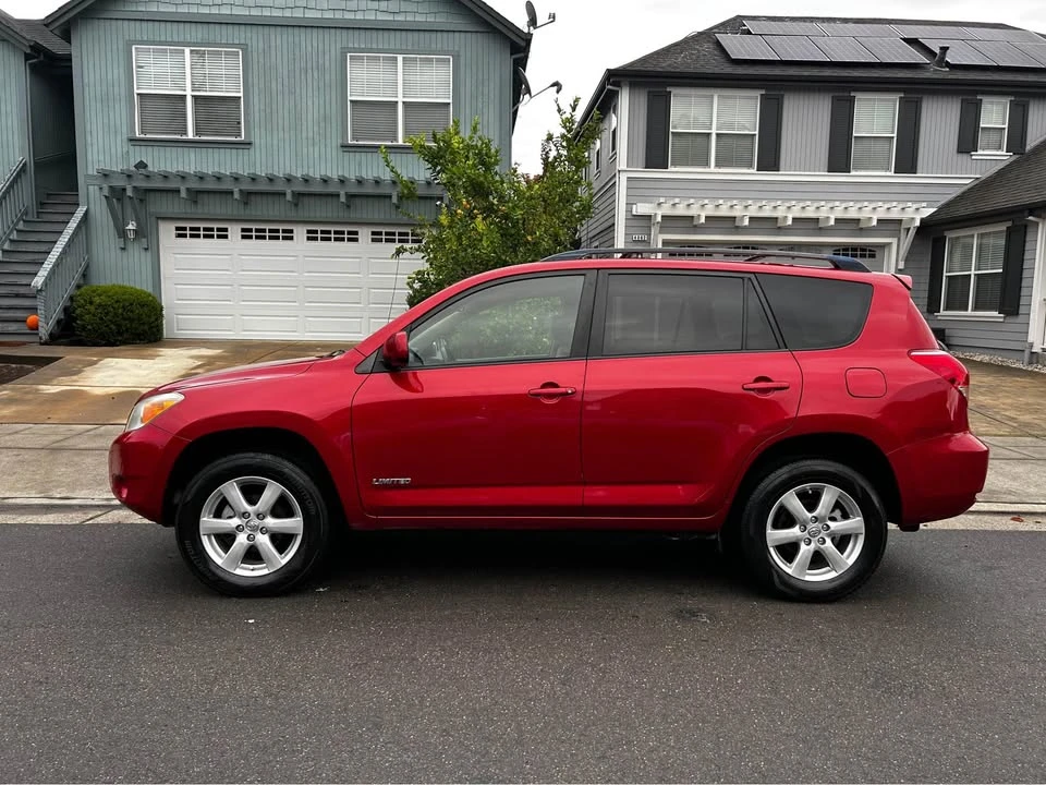2008 Toyota RAV4 3rd Gen - Image 3 of 8