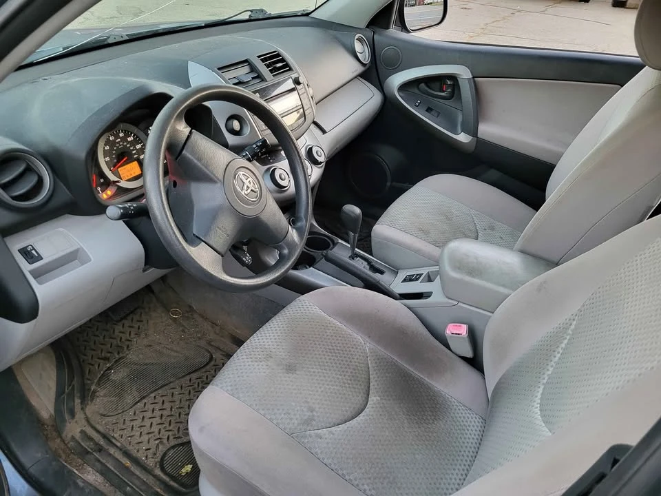 2008 Toyota RAV4 3rd Gen - Image 11 of 16