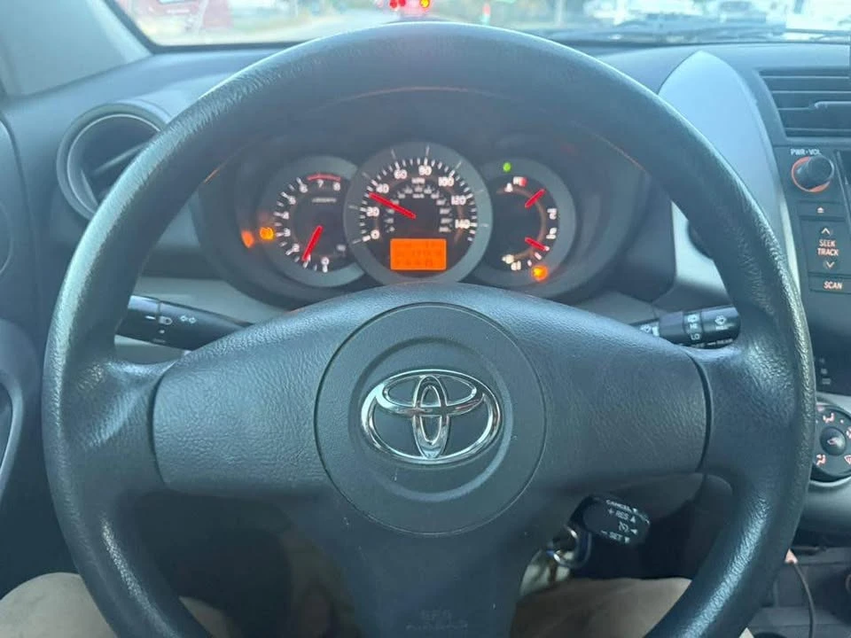 2008 Toyota RAV4 3rd Gen - Image 8 of 11