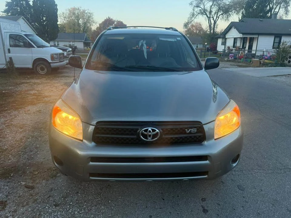 2008 Toyota RAV4 3rd Gen - Image 6 of 11
