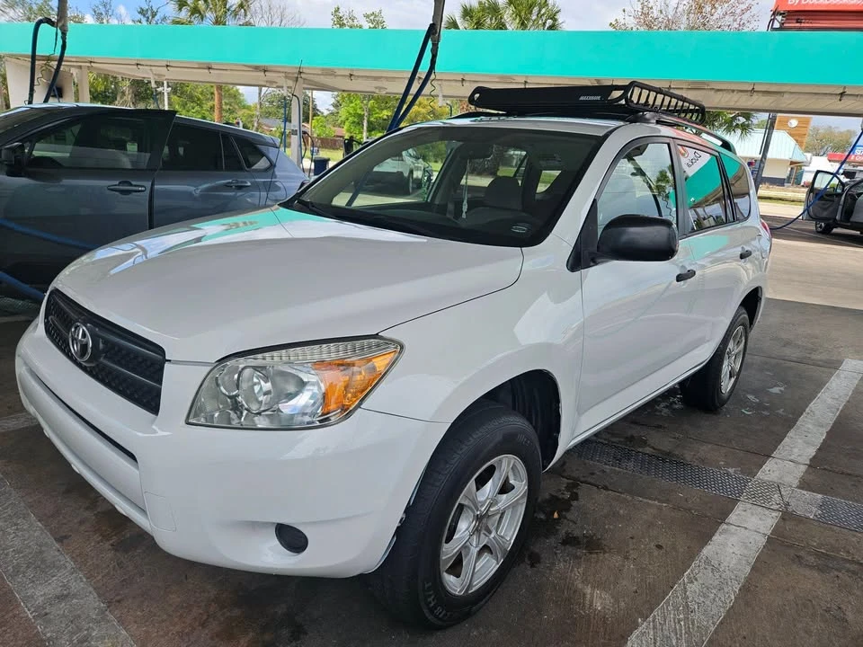 2008 Toyota RAV4 3rd Gen - Image 2 of 10
