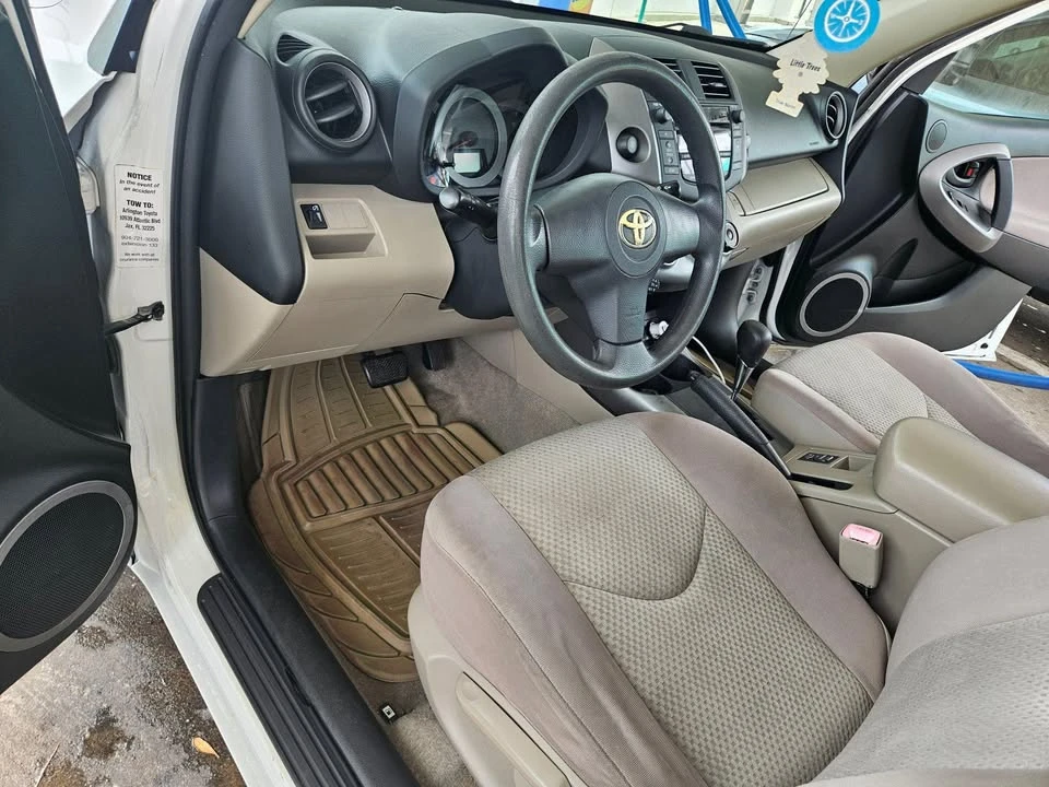 2008 Toyota RAV4 3rd Gen - Image 7 of 10