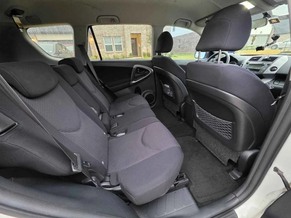 2008 Toyota RAV4 3rd Gen - Image 8 of 11
