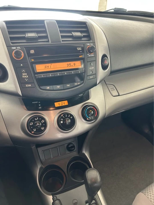 2008 Toyota RAV4 3rd Gen - Image 13 of 19