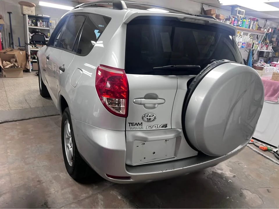 2008 Toyota RAV4 3rd Gen - Image 5 of 13