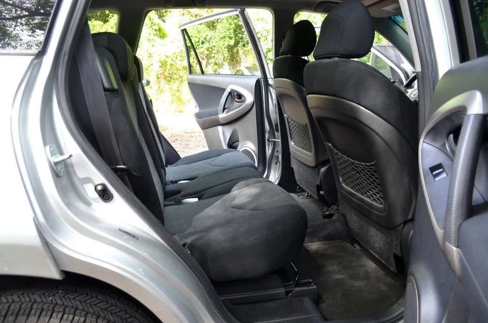 2008 Toyota RAV4 3rd Gen - Image 7 of 14