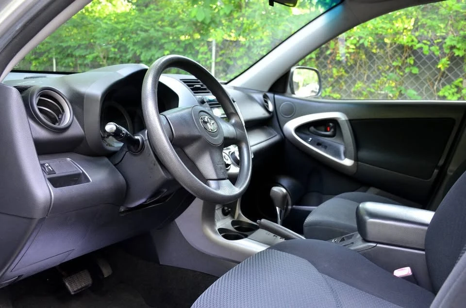 2008 Toyota RAV4 3rd Gen - Image 9 of 14