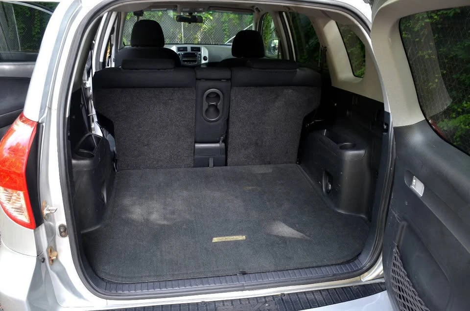 2008 Toyota RAV4 3rd Gen - Image 6 of 14